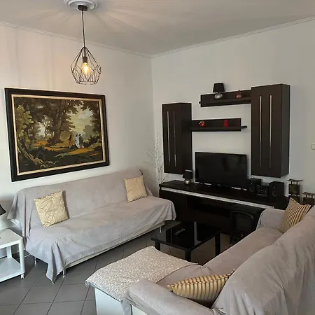 Cafe De Pylar Apartment Corinth Exterior photo